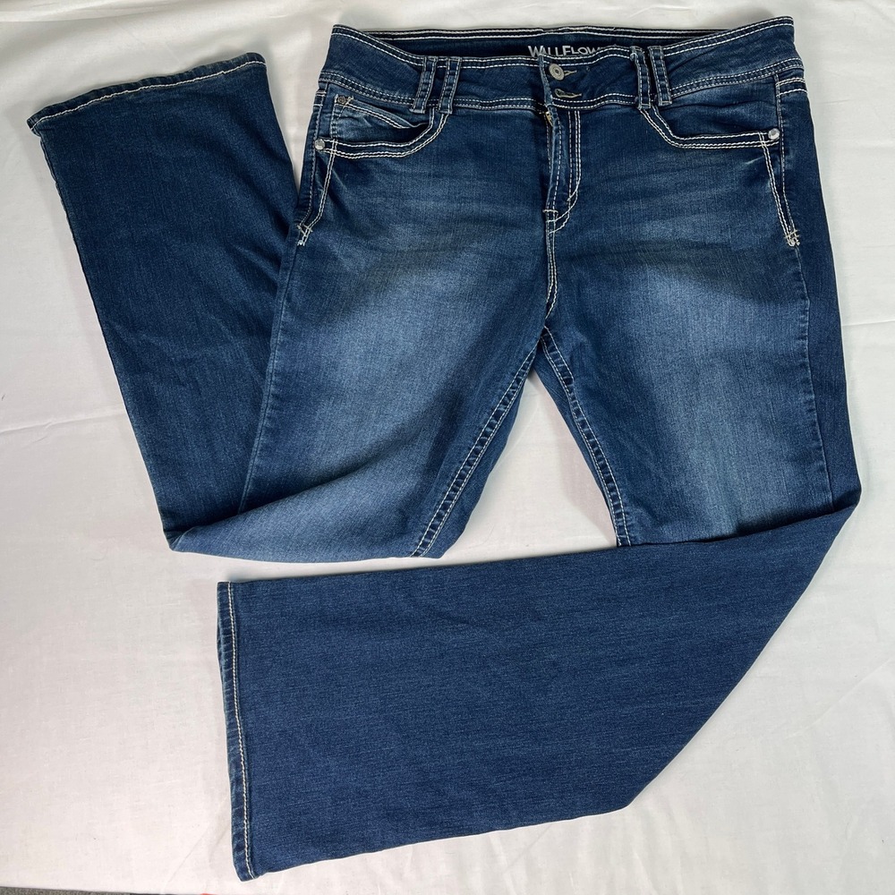 WallFlower Bootcut Jeans Womens 15 Reg Dark Wash Excellent Luscious Curvy Fit